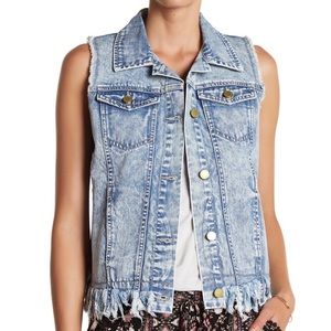 Jolt Acid Wash Fringe Women’s Vest
